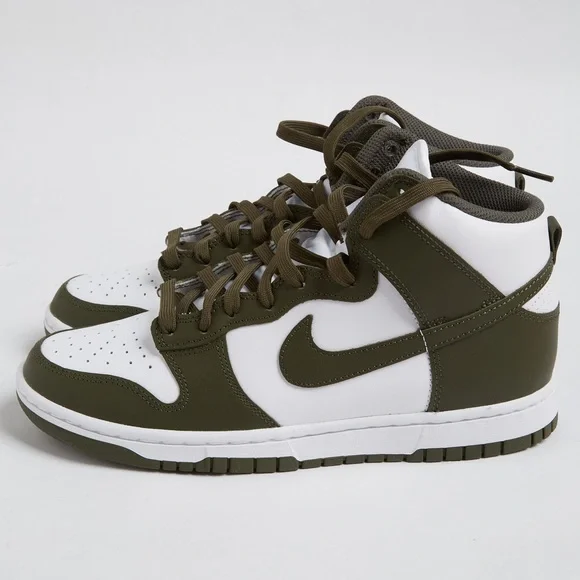Nike Dunk Hi Retro Men’s size 8
